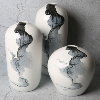 BR-10558A L  ceramic vase 